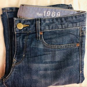 Gap 1969 Curvey Jeans